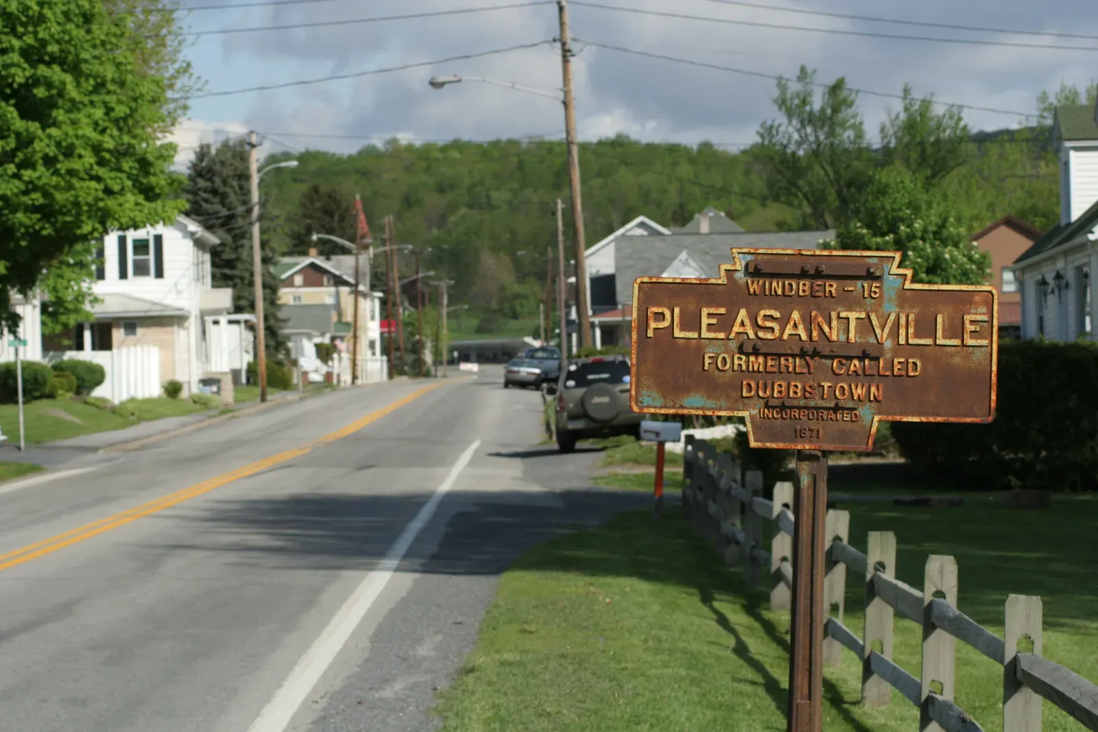 Pleasantville, New York: Small Town, Big Personality (Image Credits: Wikimedia)