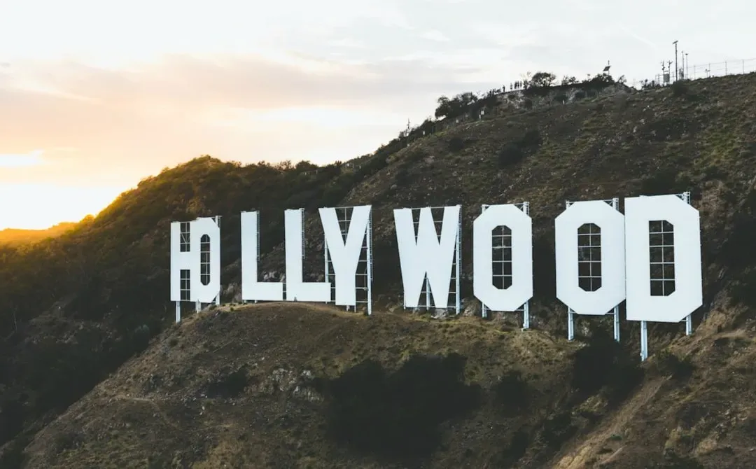 9. Sweeping Statements About "Hollywood Today" Versus "Back Then" (Image Credits: Unsplash)
