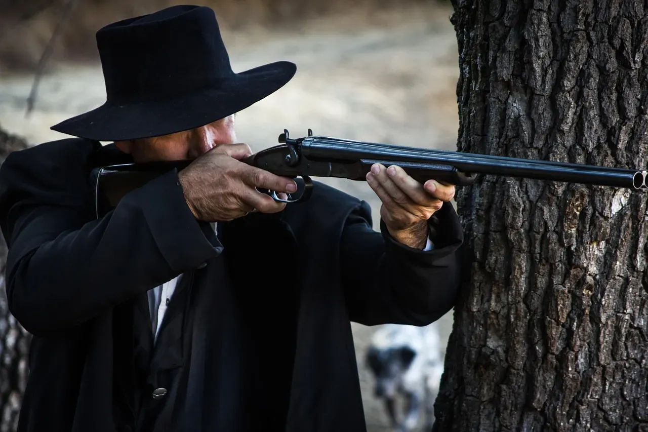 Lawmen Were Often Former Outlaws (Image Credits: Pixabay)
