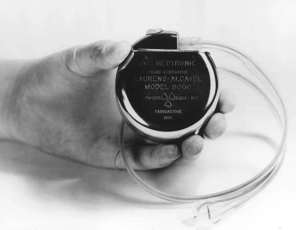 6. The Pacemaker: A Wrong Resistor That Keeps Hearts Beating (Image Credits: Flickr)