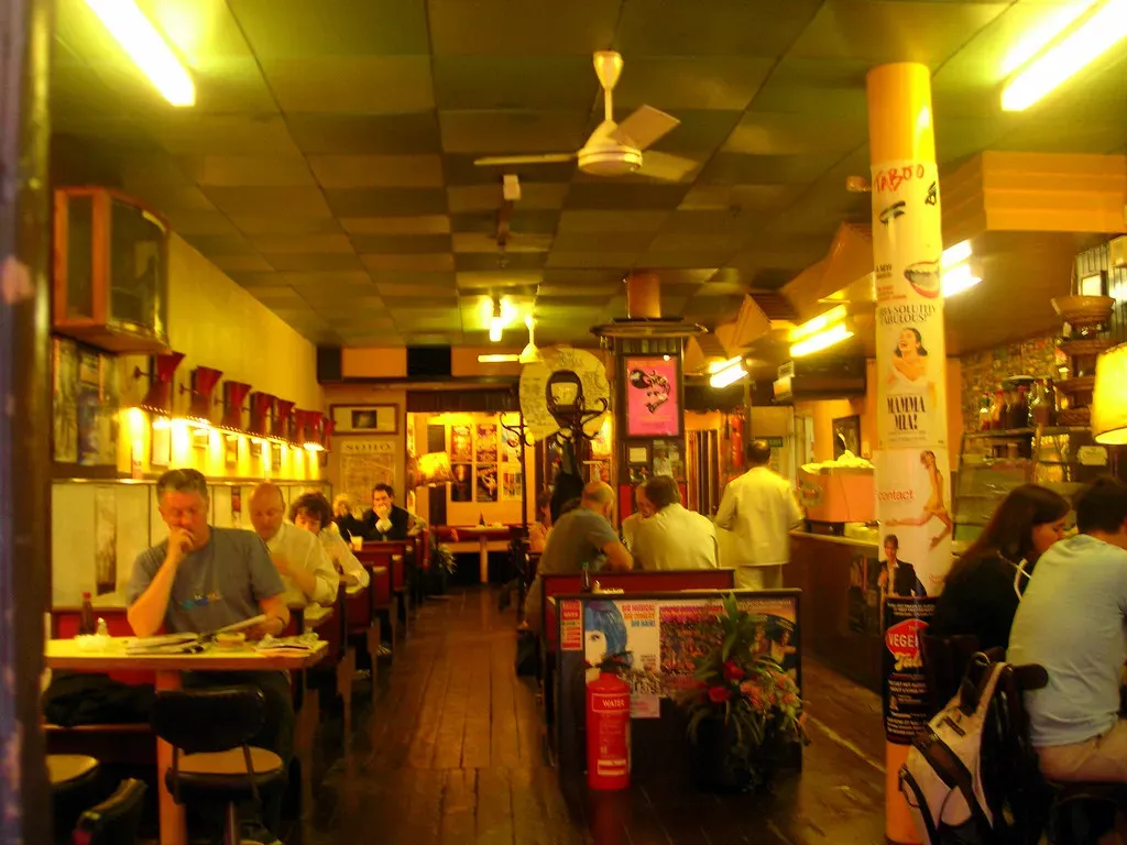 The TikTok Moment That Proved Old Is the New New (malias, Flickr, CC BY 2.0)