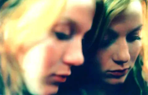 Safe Exploration: Feeling Without Real Consequence (Katie Tegtmeyer, Flickr, CC BY 2.0)