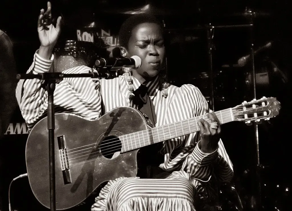 Lauryn Hill: Five Grammys, One Catastrophic Year (Image Credits: Flickr)