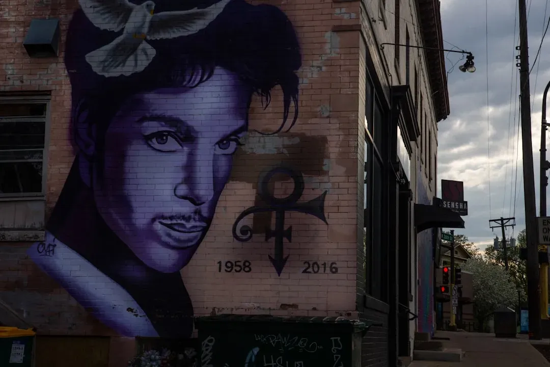 1. Prince and his very public break from Warner Bros. (Image Credits: Unsplash)