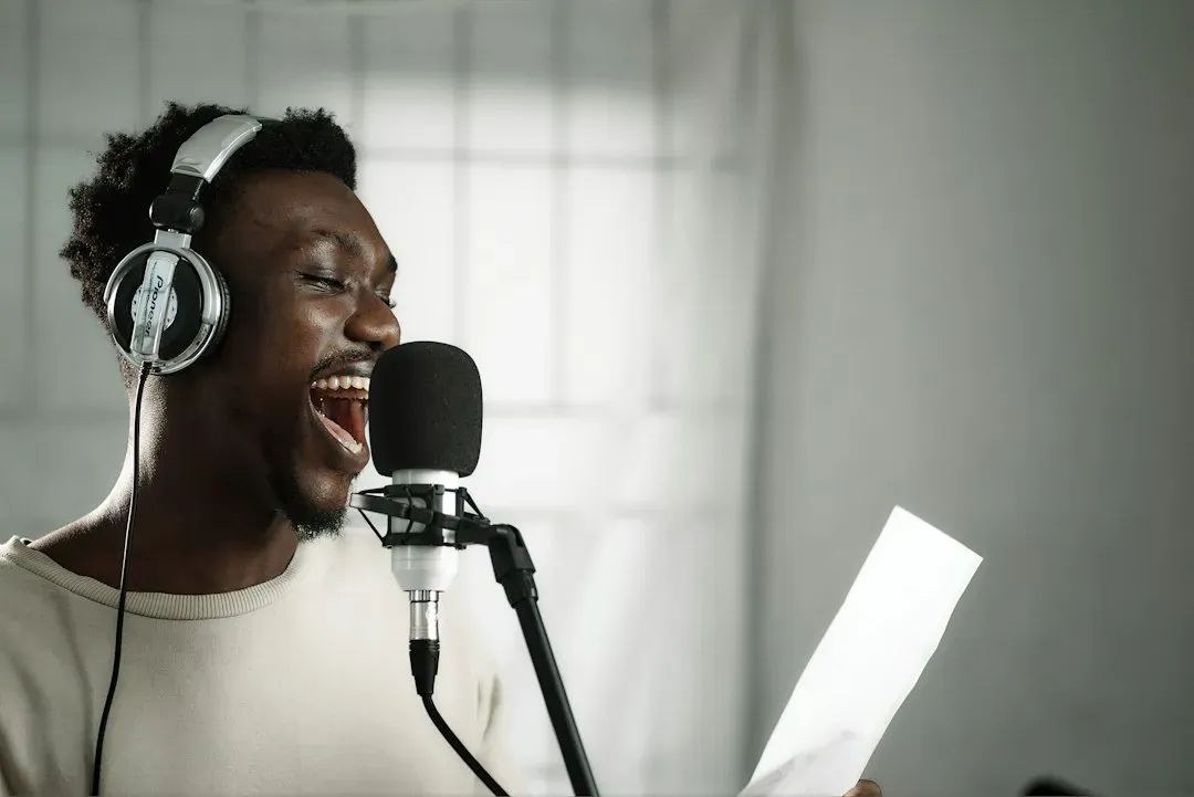 How the Laughs Were Actually Recorded (Image Credits: Unsplash)