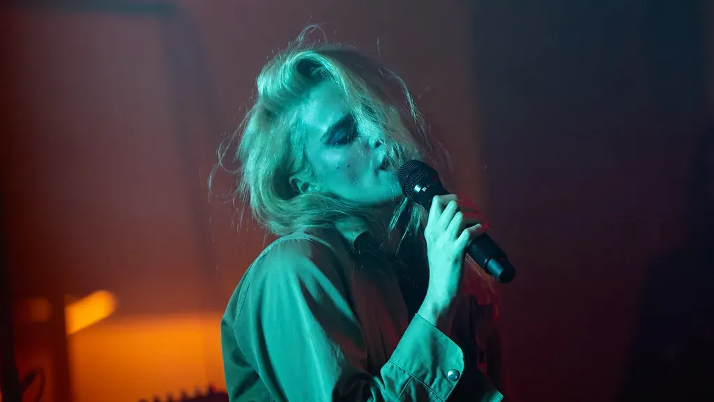 Sky Ferreira's Night Time, My Time got buried by its own label (Raph_PH, Flickr, CC BY 2.0)