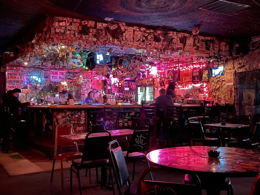 What You Can Expect to Spend (simonov, Flickr, CC BY-SA 2.0)