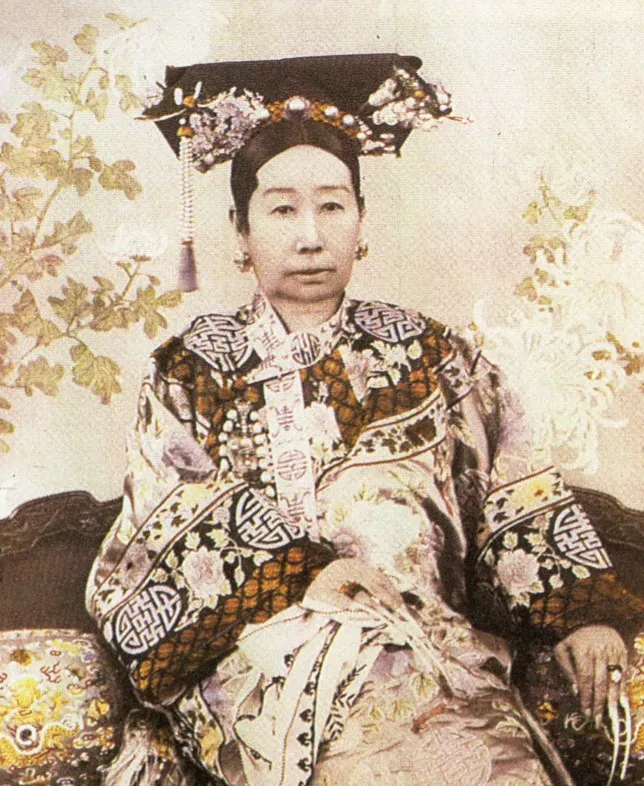 4. Empress Dowager Cixi - The Dragon Throne's Real Ruler (Image Credits: Wikimedia)