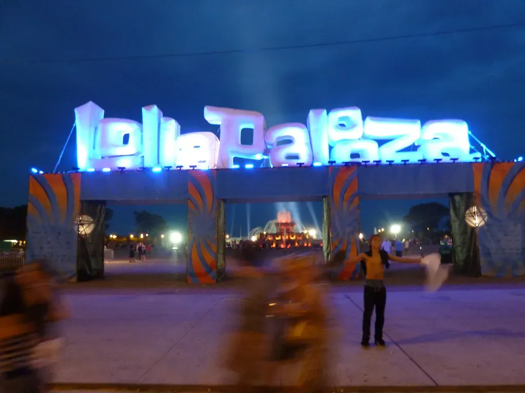 Lollapalooza - Chicago's Urban Festival Powerhouse (Image Credits: Flickr)