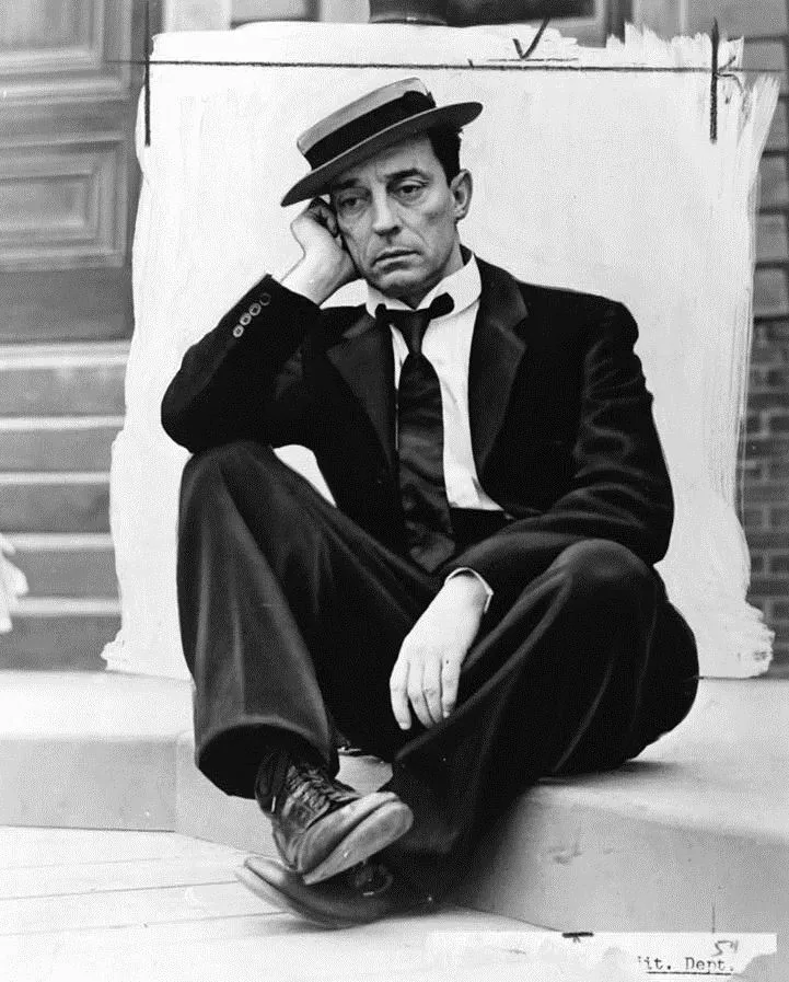 Buster Keaton and Piqua, Kansas (This image is available from the United States Library of Congress's Prints and Photographs division under the digital ID cph.3c26201.This tag does not indicate the copyright status of the attached work. A normal copyright tag is still required. See Commons:Licensing., Public domain)