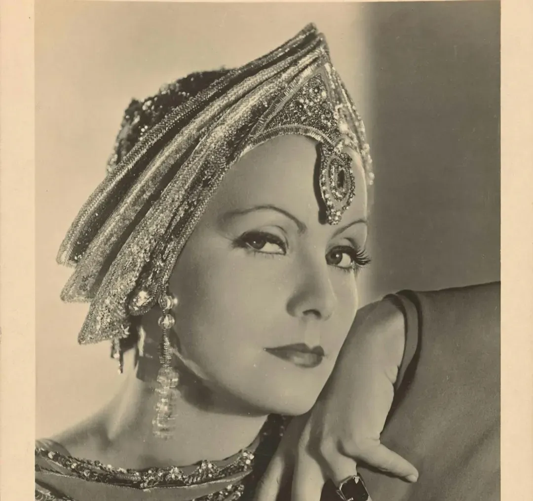 Greta Garbo - Hollywood's Most Famous Voluntary Disappearance (Image Credits: Unsplash)