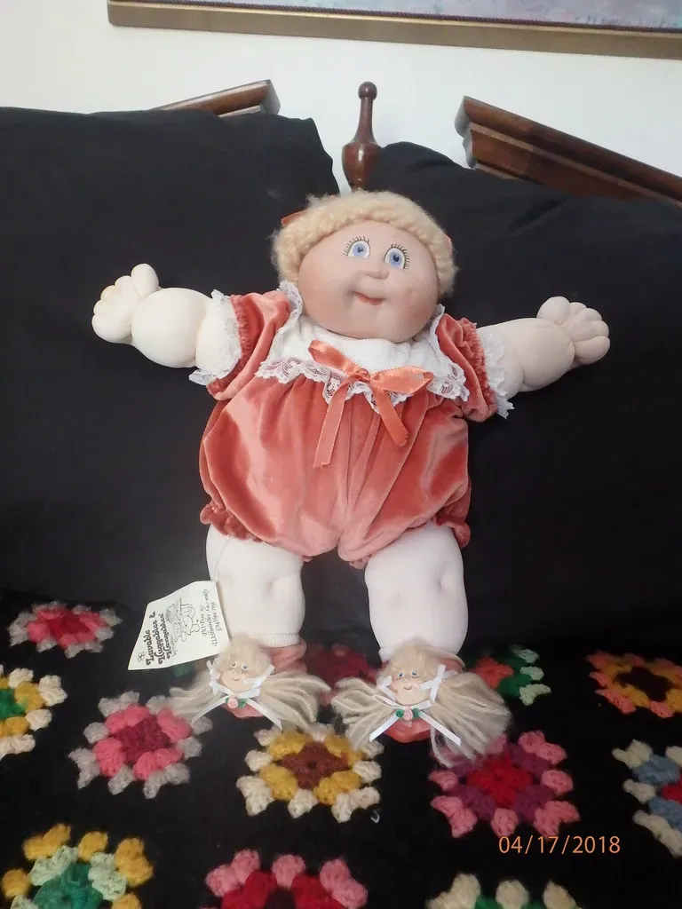 4. Cabbage Patch Snacktime Kids - The Doll That Ate Fingers (JamiSings, Flickr, CC BY 2.0)