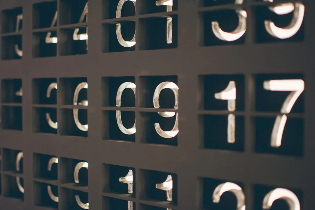 The Anchoring Effect: How Suggested Numbers Shape What We Give (Image Credits: Unsplash)