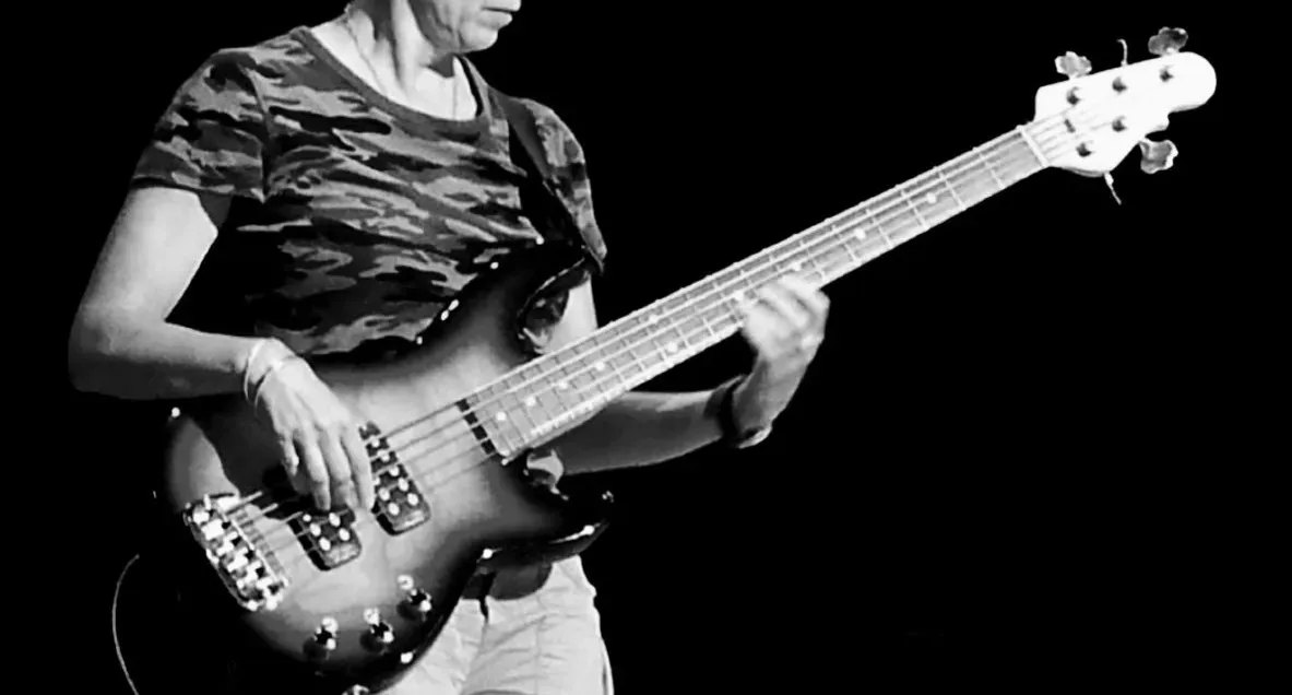 Carol Kaye: the bassist who redefined the low end of pop (Image Credits: Wikimedia)