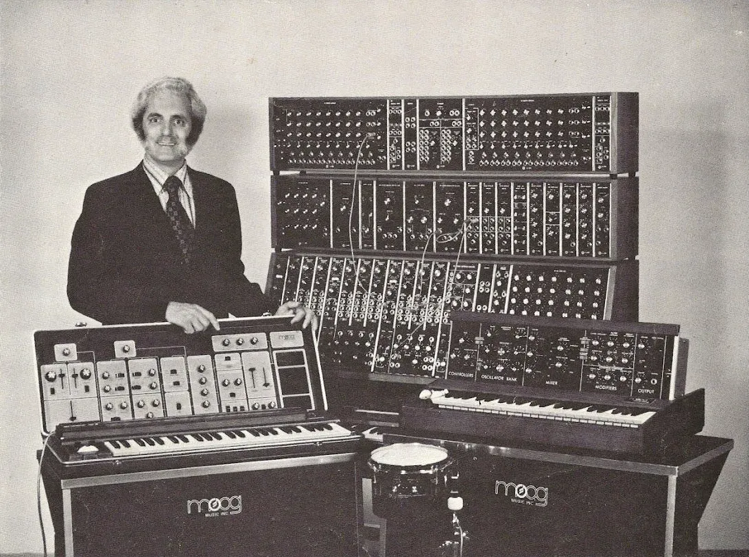Robert Moog: The Synthesizer Revolutionary (Image Credits: Wikimedia)
