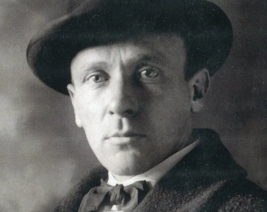 3. Mikhail Bulgakov: The Soviet Writer Who Burned His Masterpiece in Fear (Image Credits: Wikimedia)