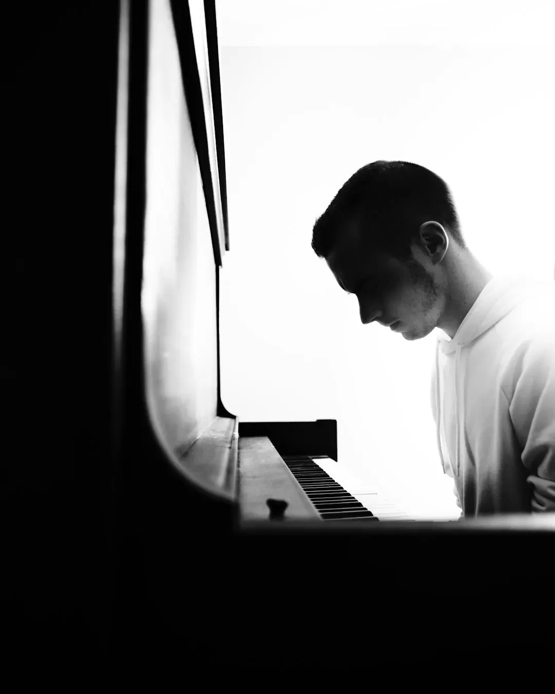 2. "Truce" by Twenty One Pilots – A Piano Song Playing in the Dark (Image Credits: Unsplash)
