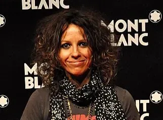 3. Linda Perry, "What's Up" (Image Credits: Flickr)