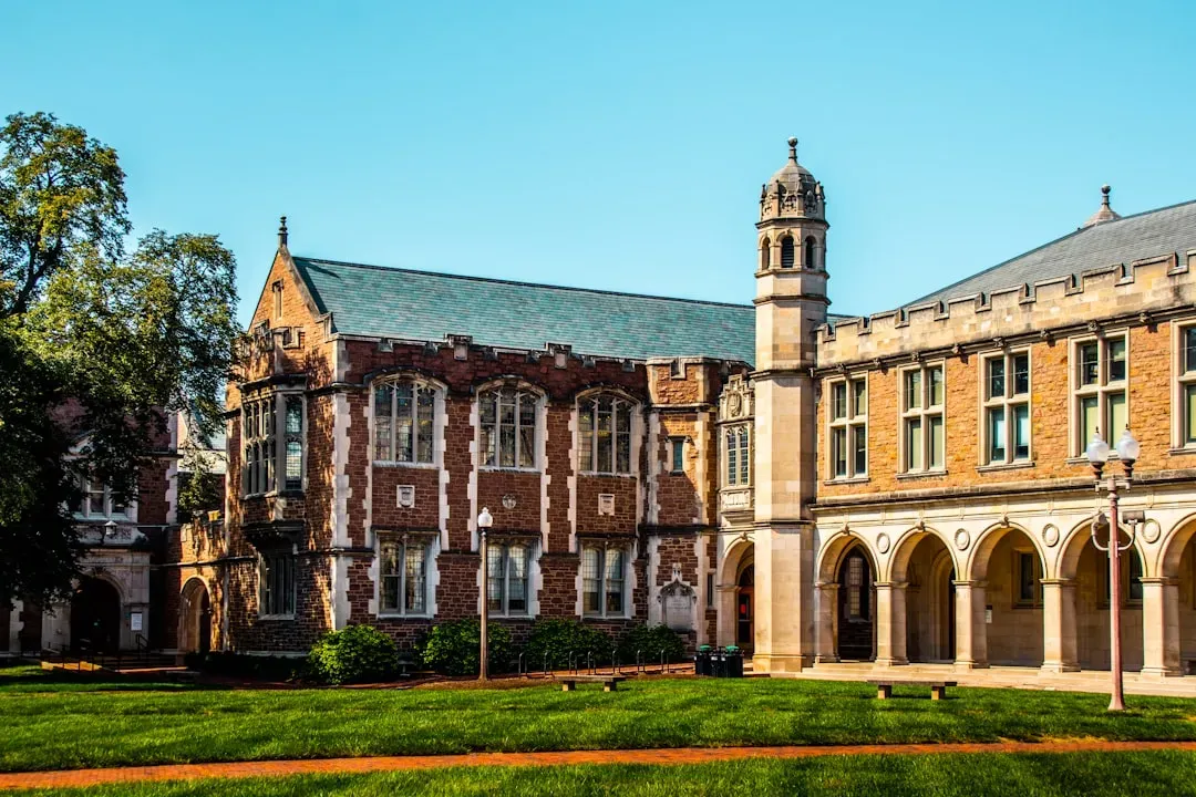 The College Admissions Scandal That Exposed Hollywood Privilege (Image Credits: Unsplash)