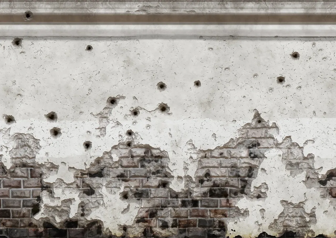 Artifact #1: The St. Valentine's Day Massacre Wall - Bullet Holes and All (Image Credits: Pixabay)
