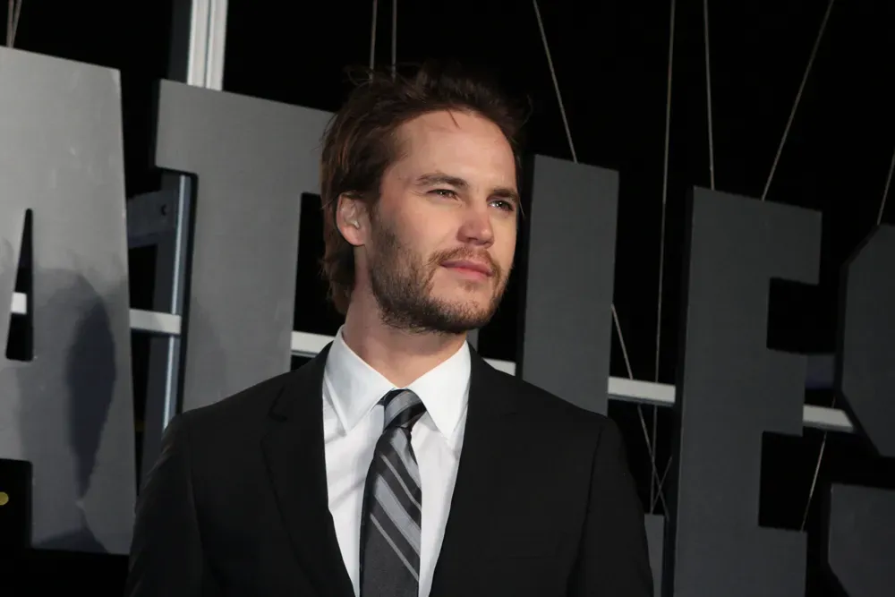 John Carter (2012): Disney's Martian Money Pit (Taylor Kitsch, CC BY-SA 2.0)