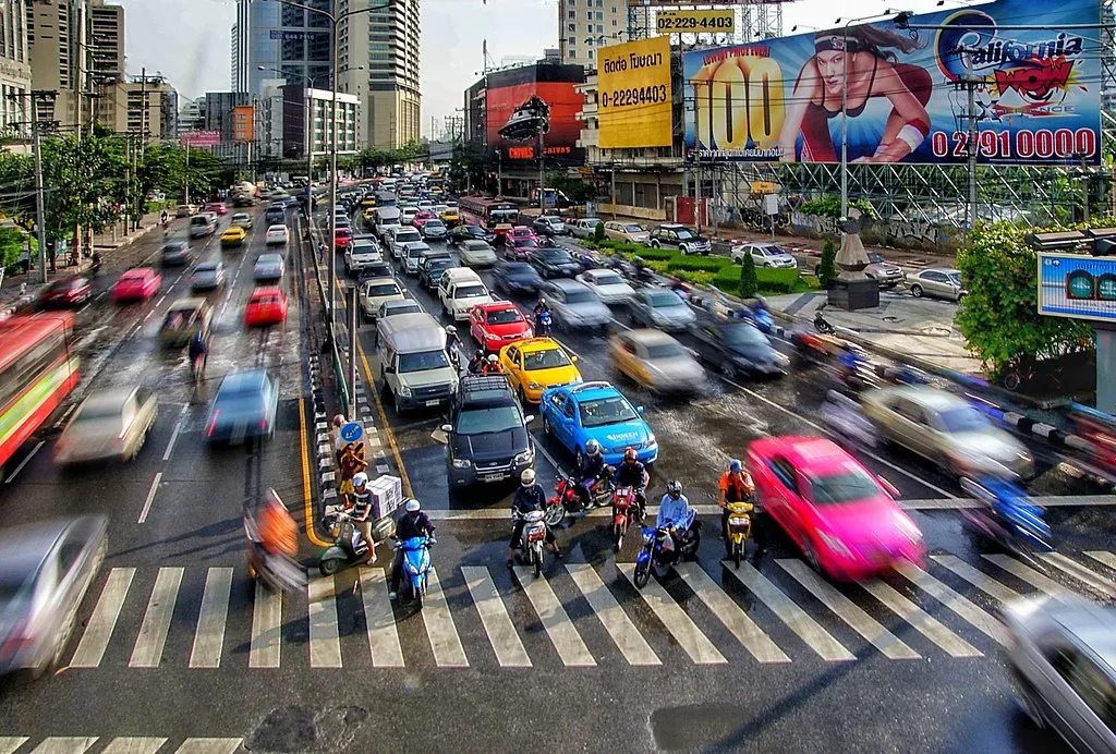 10. The Bigger Picture: Why Locals Plan Around These Intersections (Image Credits: Flickr)
