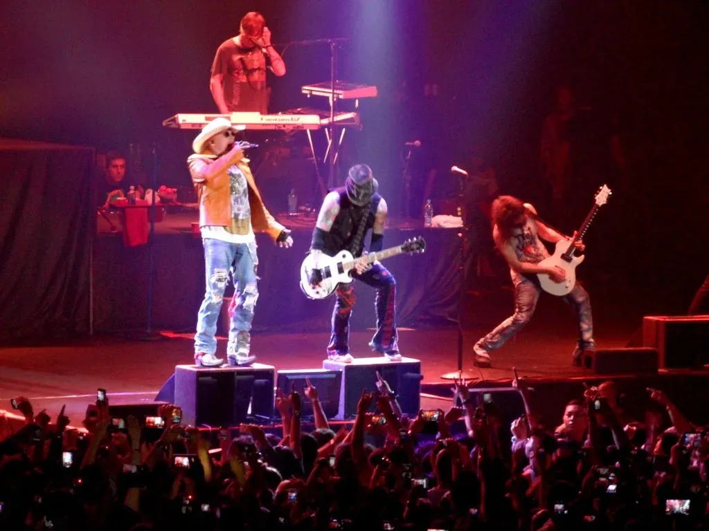 7. Guns N' Roses – "Sweet Child O' Mine" (1987) (MINARDIAG, Flickr, CC BY 2.0)