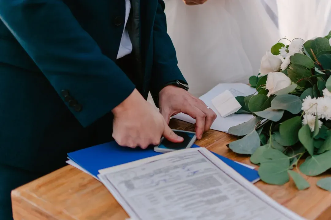 The Cost Factor: Why Skipping the Big Wedding Makes Total Sense (Image Credits: Unsplash)