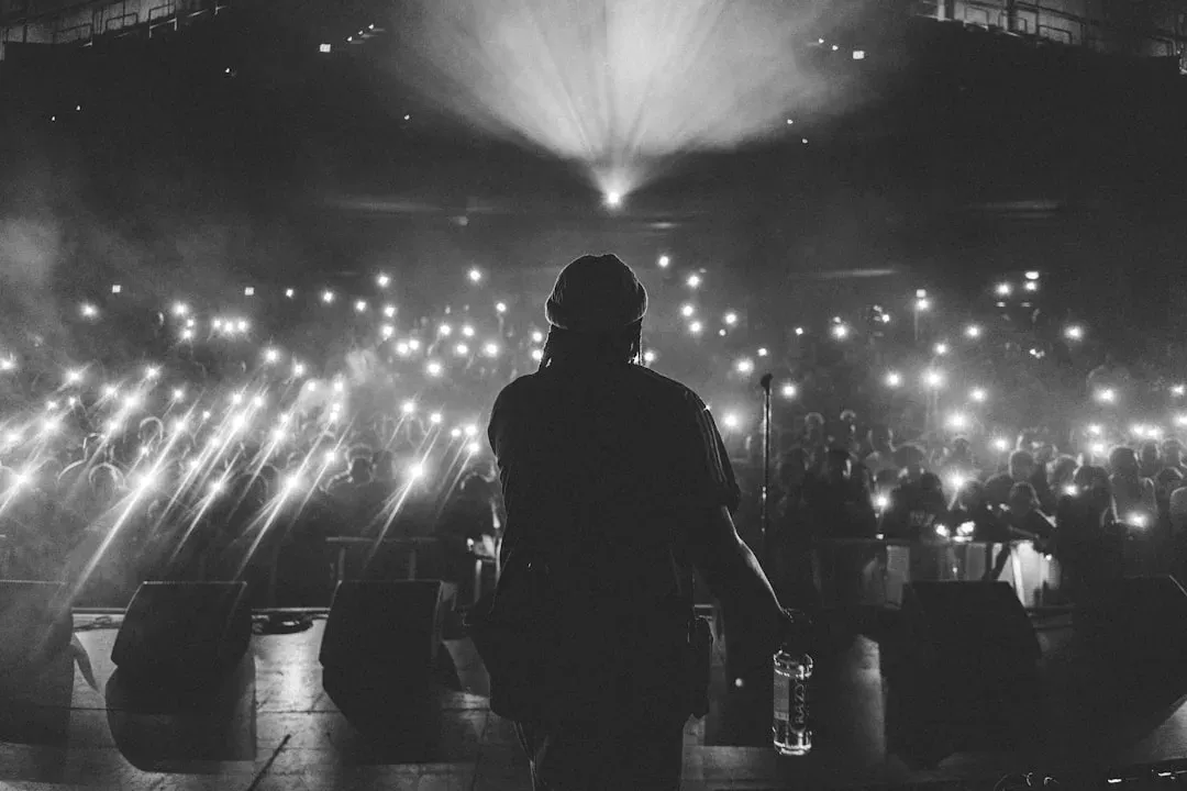 2. The Notorious B.I.G. – "Hypnotize" (1997) Samples Herb Alpert's "Rise" (1979) (Image Credits: Unsplash)