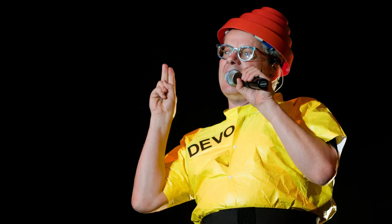 3. Mark Mothersbaugh: Devo's synth pioneer scoring Wes Anderson's world (Image Credits: Wikimedia)