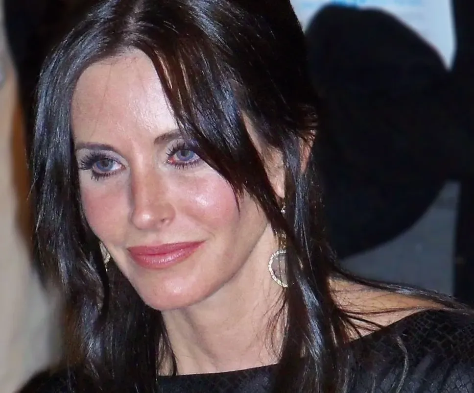 Courteney Cox and the Tampax ad that made television history (Image Credits: Wikimedia)