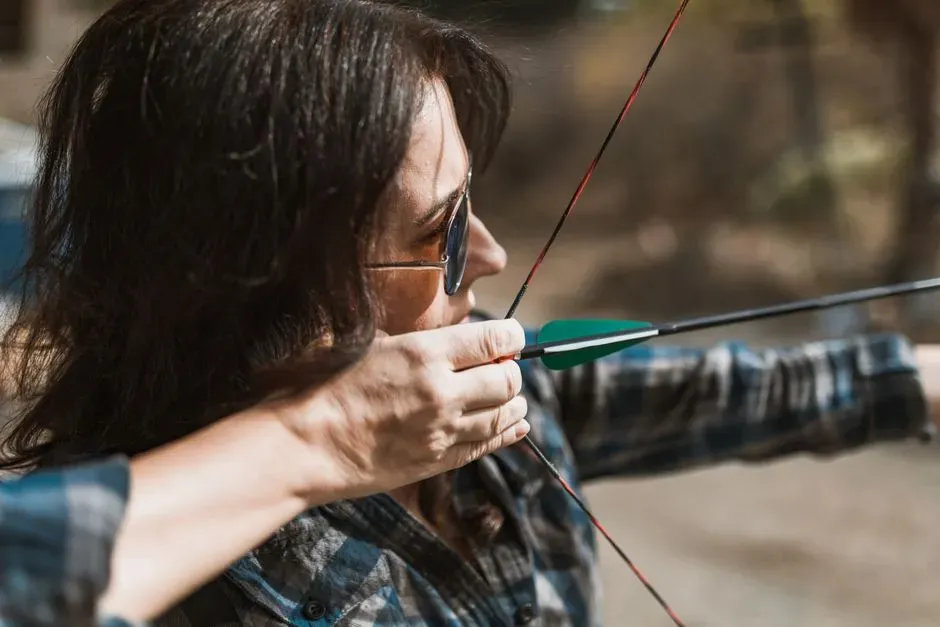 5. Geena Davis and her unlikely run toward the Olympic archery team (Image Credits: Pexels)