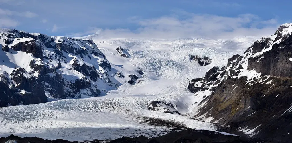 10. Vatnajökull Glacier region, Iceland (Image Credits: Flickr)