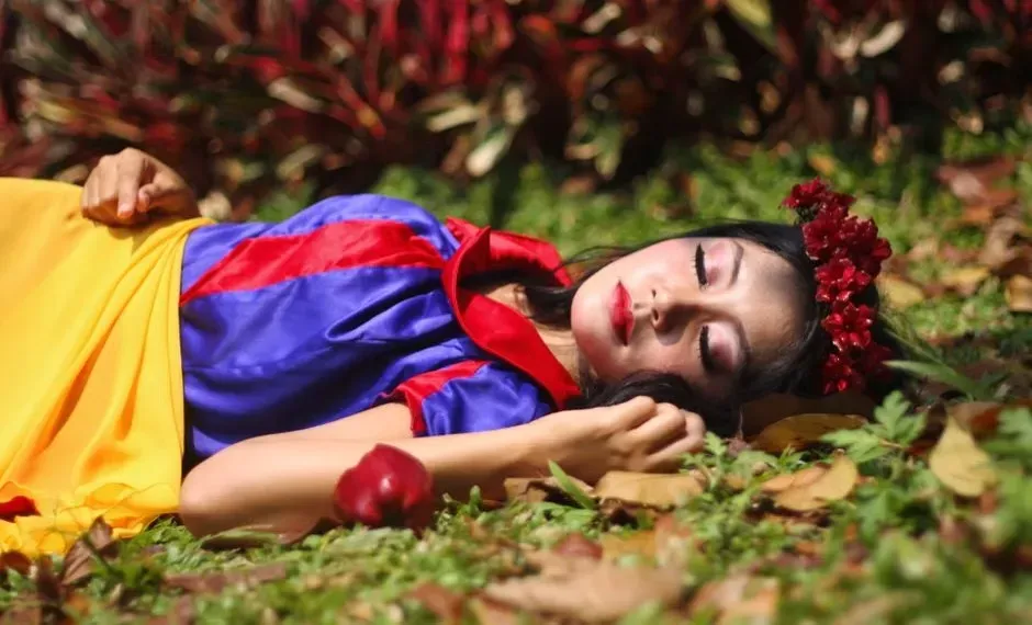 Snow White and Tron: Ares (Image Credits: Pexels)