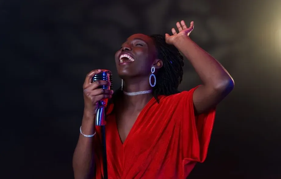 Concha Buika: A Voice That Transcends Language and Genre (Image Credits: Pexels)