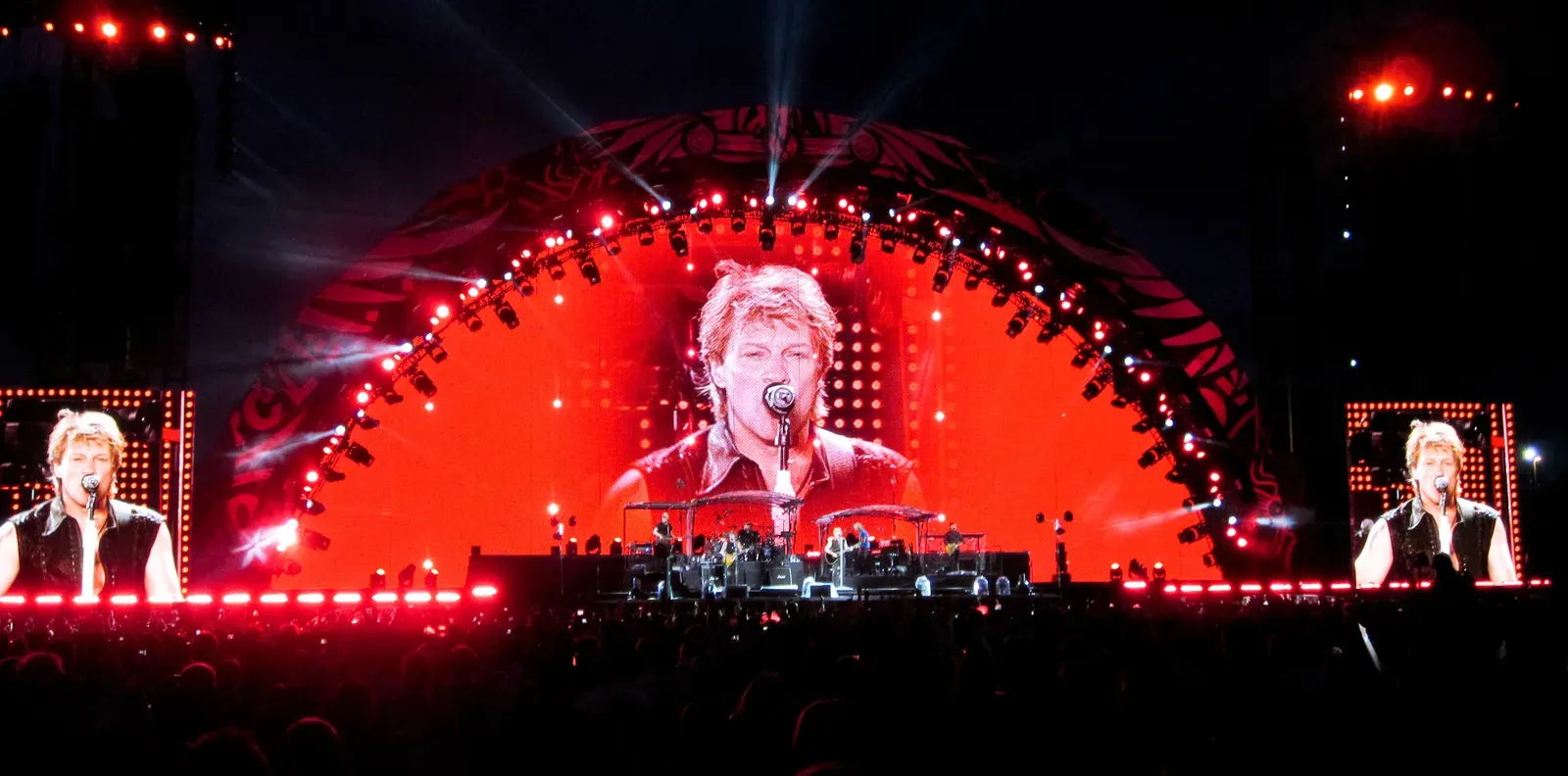 Bon Jovi, "Livin' on a Prayer" (1986) (Image Credits: Wikimedia)