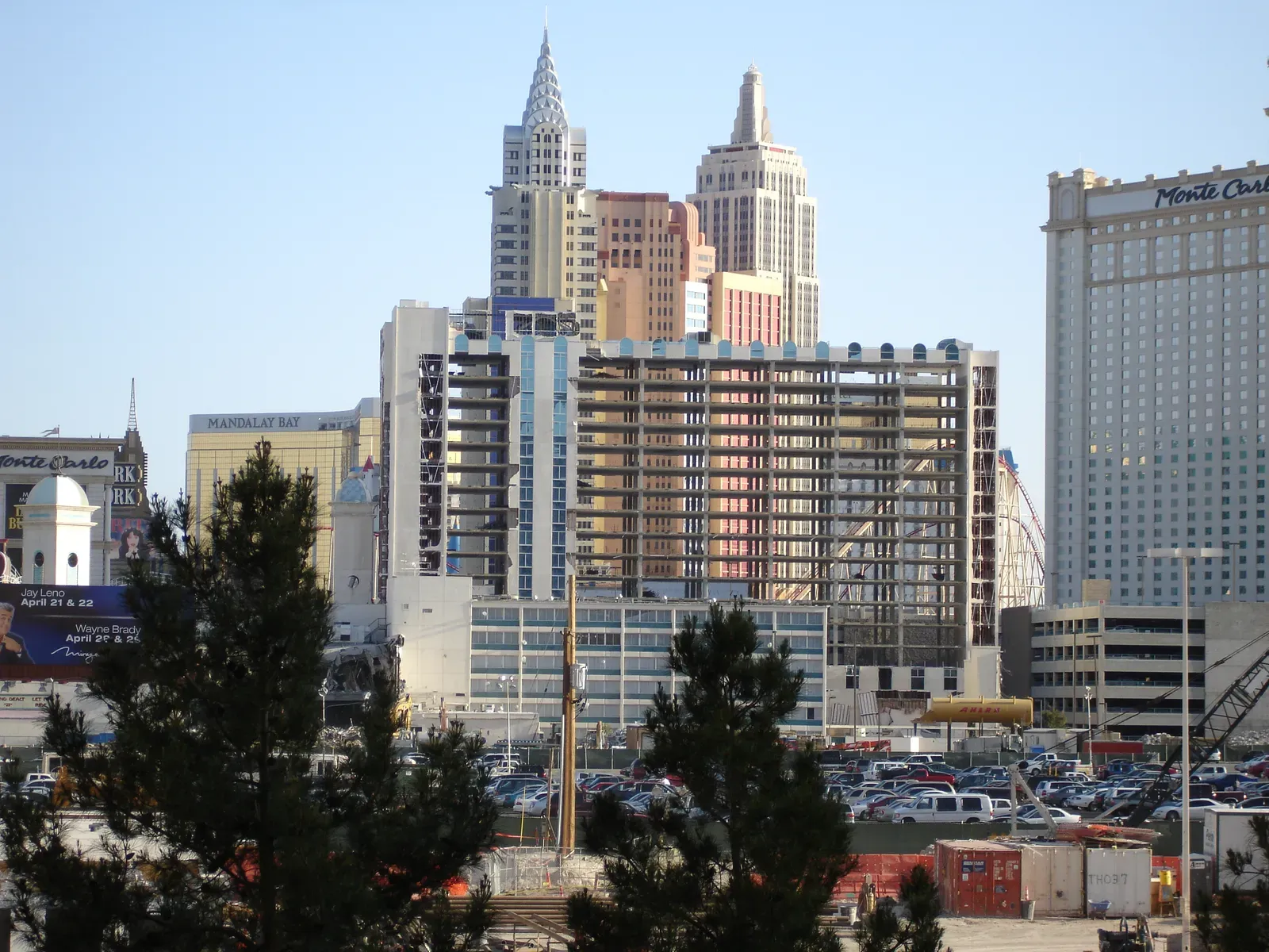 El Rancho Hotel and Casino: A Quiet Midnight Farewell (Image Credits: Wikimedia)