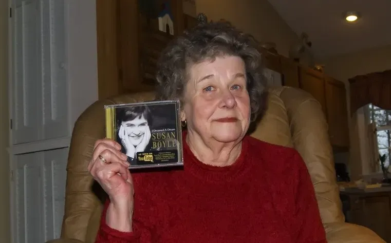 Susan Boyle: the viral sensation who quietly kept fighting (Image Credits: Flickr)