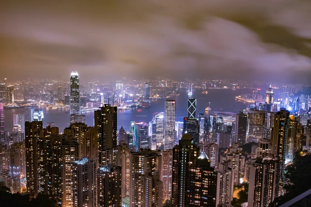 Hong Kong: The Persistent Heavyweight Champion (Image Credits: Rawpixel)