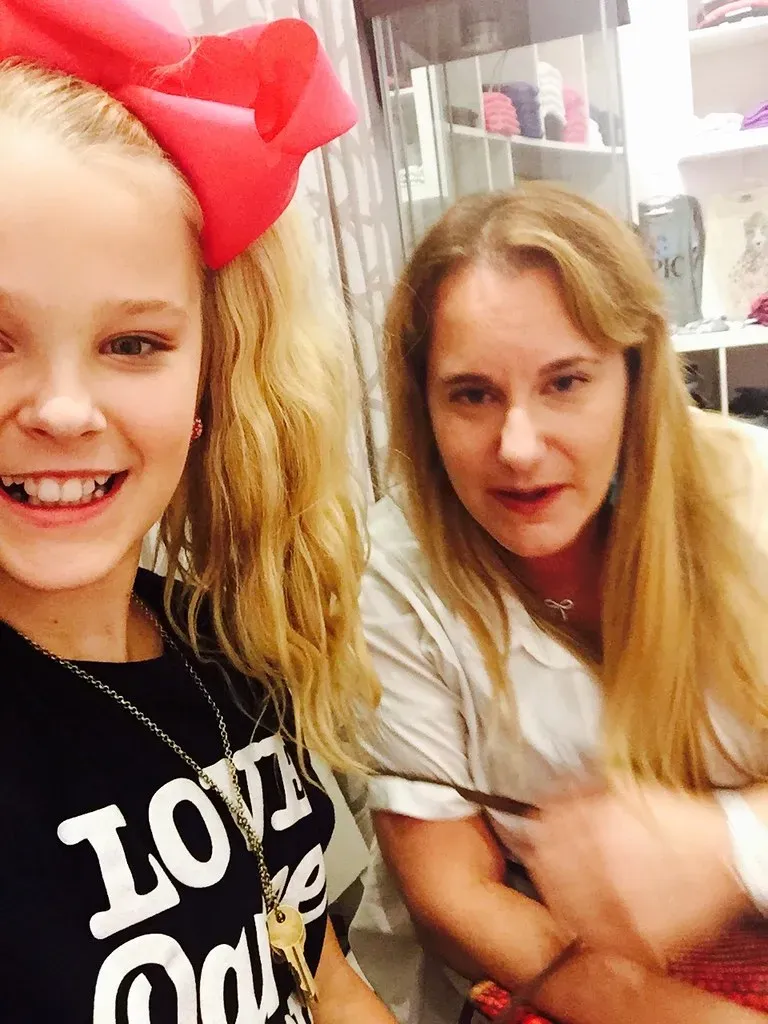 6. "Karma" - JoJo Siwa (2024) (Studio Sarah Lou, Flickr, CC BY 2.0)