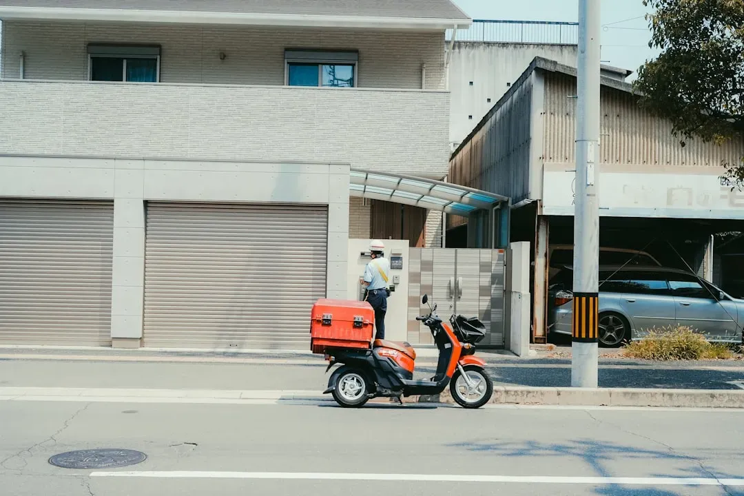 Suburban Sprawl and Delivery-Heavy Neighborhoods Are Especially Vulnerable (Image Credits: Unsplash)