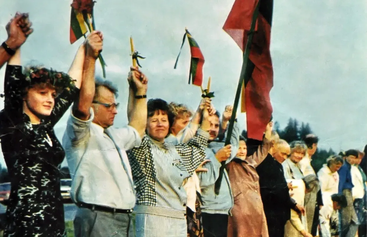 6. The Singing Revolution, Baltic States, 1987-1991 (Image Credits: Wikimedia)