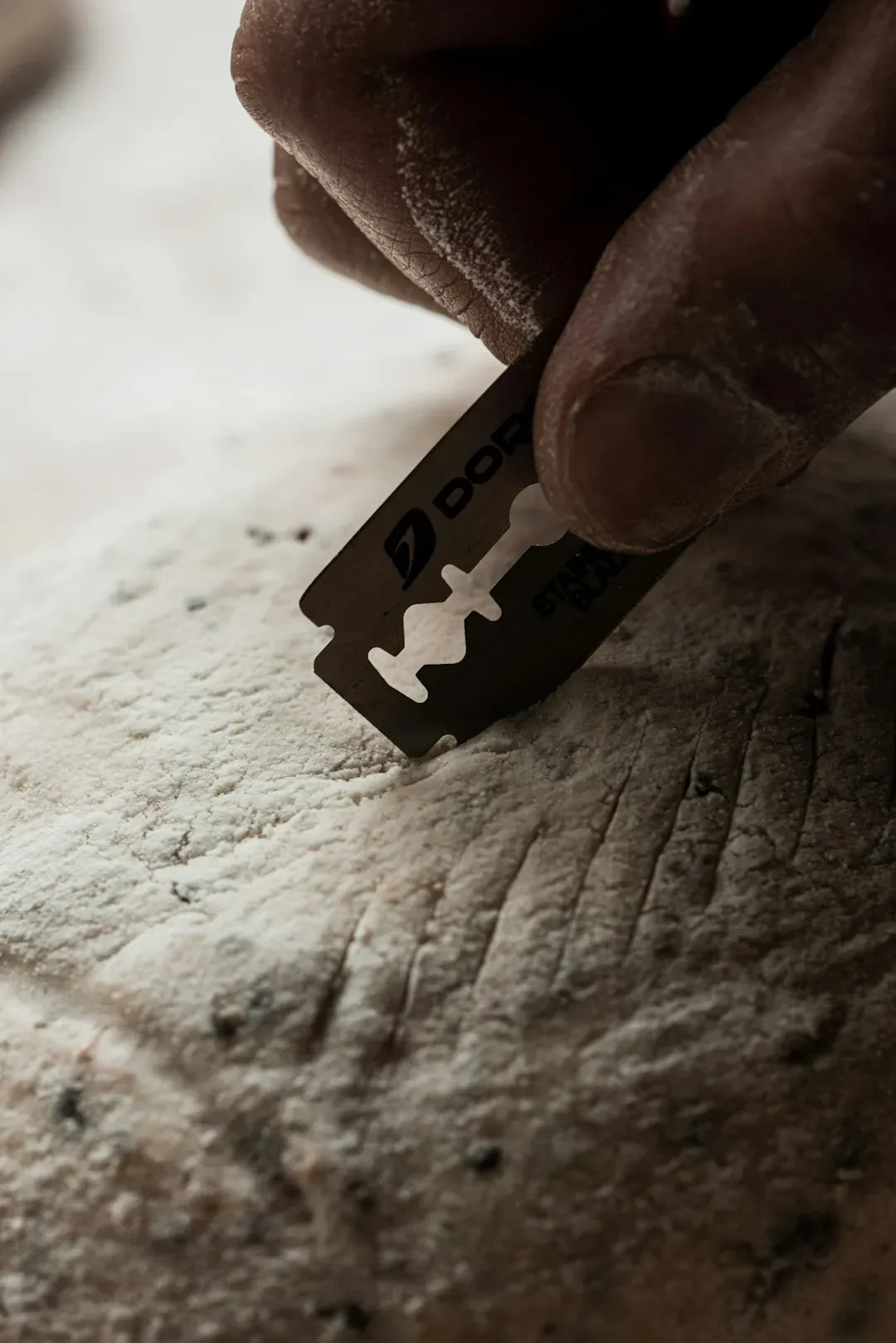 The Kinks and the razor blade that invented a riff (Image Credits: Unsplash)