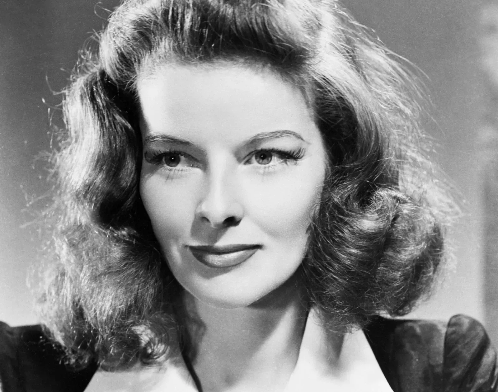 Katharine Hepburn Holds a Record That Still Stands (Image Credits: Wikimedia)