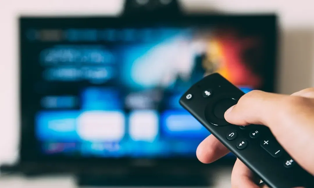 1. NewsRadio (Image Credits: Unsplash)