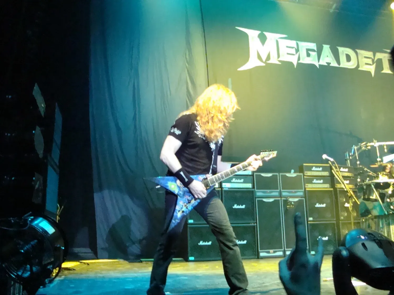 Dave Mustaine and Metallica (originally posted to Flickr as Mustaine with signature guitar, CC BY-SA 2.0)