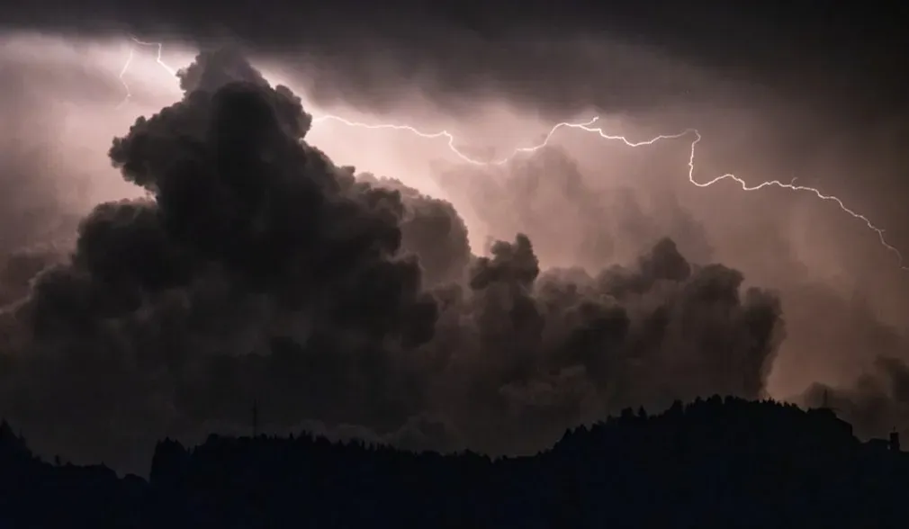 Beethoven's Thunderstorm and the Birth of Program Music (Image Credits: Unsplash)