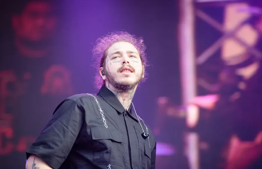 Post Malone: Genre Hopping Without a Map (Image Credits: Wikimedia)