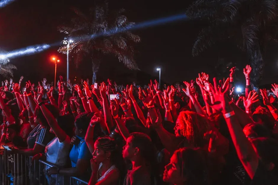 The Crowd Itself Becomes the Main Attraction (Image Credits: Pexels)