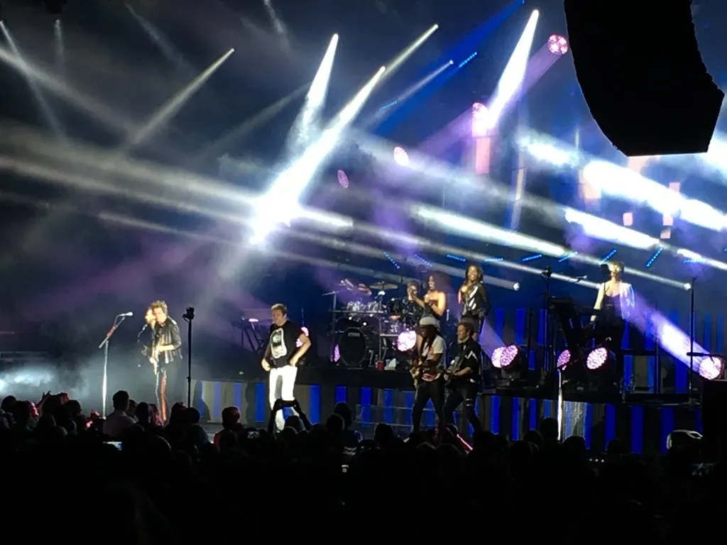 4. Duran Duran - "The Reflex" (Nile Rodgers Remix, 1984) (swimfinfan, Flickr, CC BY-SA 2.0)